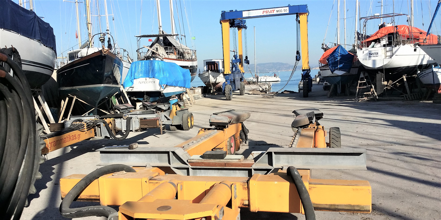 TAKIS BOATYARD